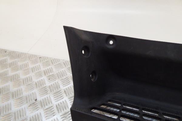 Pièce en plastique générique MITSUBISHI Canter (FB7, FB8, FE7, FE8) VII Imagem-3