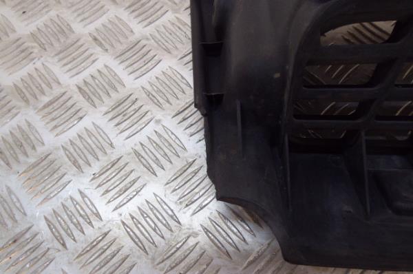 Pièce en plastique générique MITSUBISHI Canter (FB7, FB8, FE7, FE8) VII Imagem-6