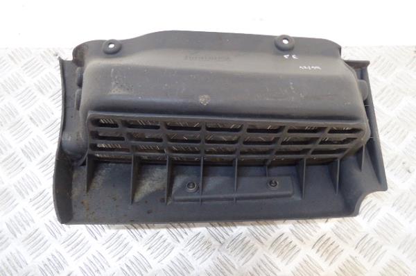 Pièce en plastique générique MITSUBISHI Canter (FB7, FB8, FE7, FE8) VII Imagem-4