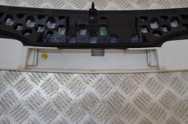 Spoiler portellone FORD Focus III Imagem-4