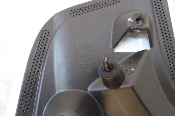 Spoiler portellone FORD Focus III Imagem-5