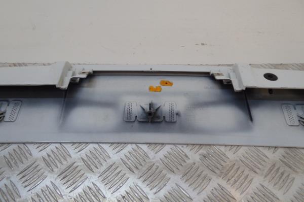 Spoiler portellone FORD Kuga I Imagem-4