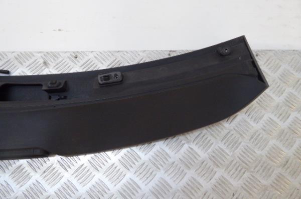 Spoiler portellone FORD Focus II (DA_) Imagem-3