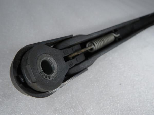 Haste / braço de escova limpa vidros frente direita ALFA ROMEO 147 (937_) Imagem-3