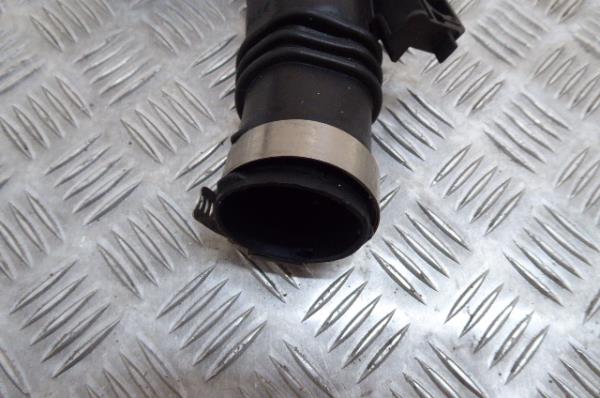 Tubo do intercooler VOLVO V40 Hatchback Imagem-3