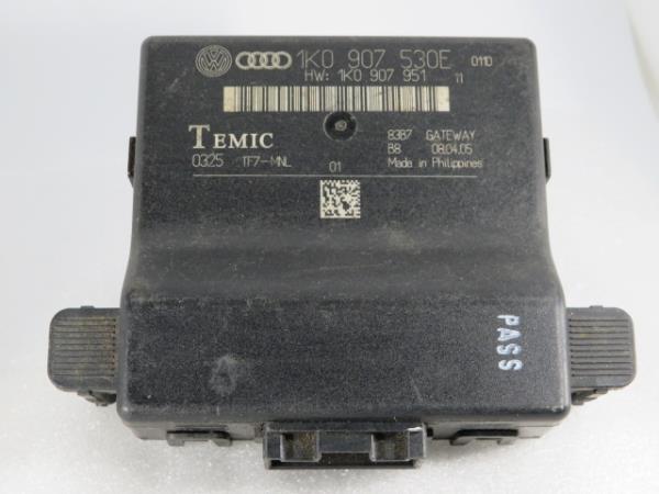 Botão / interruptor electromecânico / relé SKODA Octavia I Hatchback (1U2)