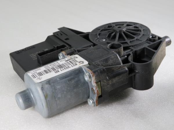 Motor Elevalunas Trasero Derecho RENAULT Scénic III (JZ0/1_)