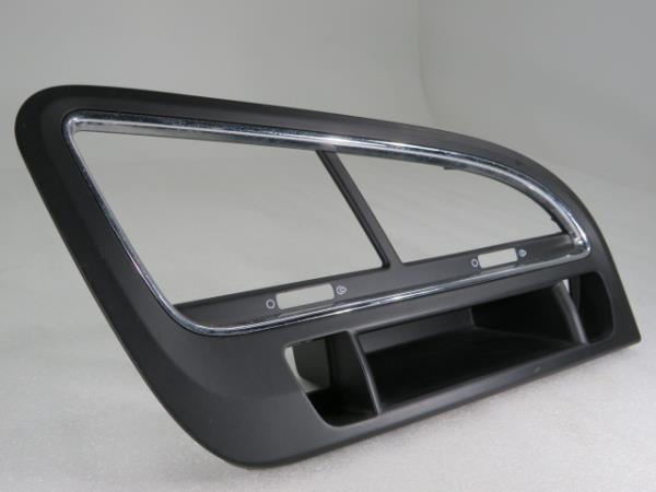 Dashboard trim PEUGEOT 5008 I (0U_, 0E_) Imagem-1