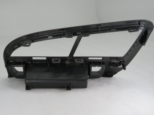 Dashboard trim PEUGEOT 5008 I (0U_, 0E_) Imagem-3