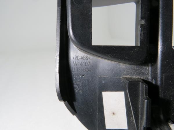 Dashboard trim PEUGEOT 5008 I (0U_, 0E_) Imagem-4