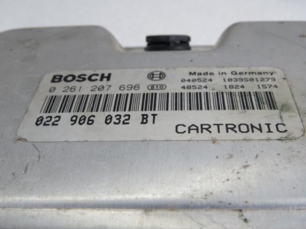 Engine control unit / ECU PORSCHE Cayenne (9PA) Imagem-1