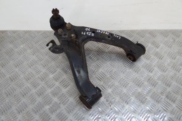 Bras de suspension arrière Droite MITSUBISHI Pajero III (V6_W, V7_W)