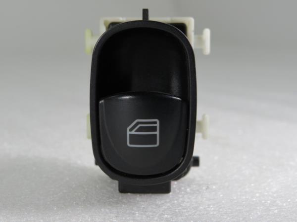 Left Rear window control MERCEDES-BENZ Classe C (W203) Imagem-2