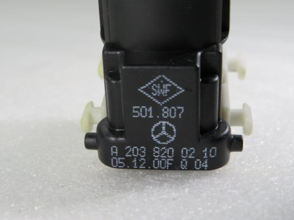 Left Rear window control MERCEDES-BENZ Classe C (W203) Imagem-4