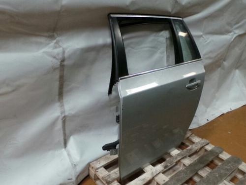 Porta trás esquerda BMW 5 Touring (E61) Imagem-1