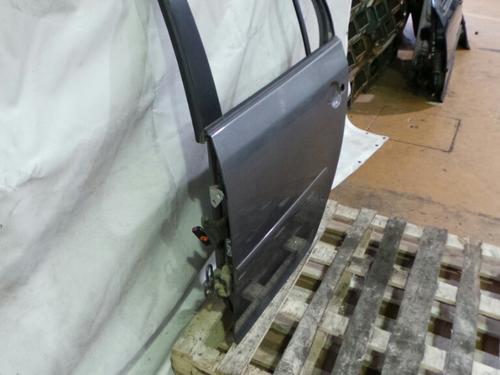 Porta trás esquerda VOLKSWAGEN Golf V (1K1) Imagem-2