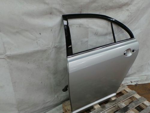 Porta trás esquerda TOYOTA Avensis Liftback (_T25_) Imagem-1