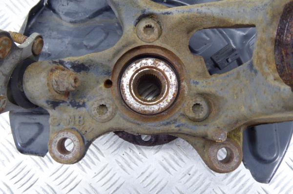 Left front steering knuckle VOLKSWAGEN Golf VII Variant (BA5, BV5) Imagem-1
