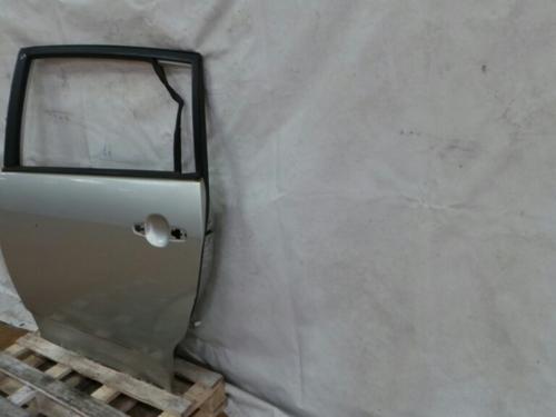 Porta trás esquerda TOYOTA Corolla Verso (ZER_, ZZE12_, R1_) Imagem-2