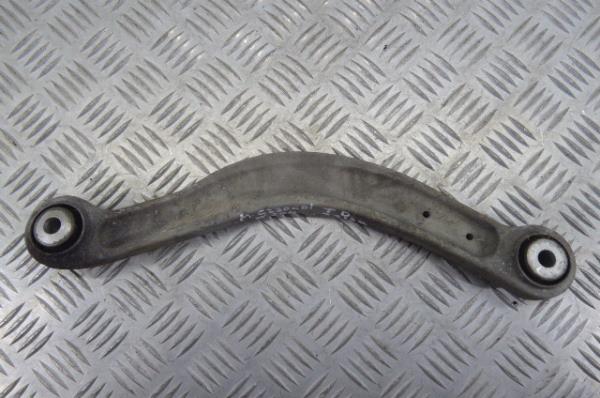 Brazo suspensión trasero derecho MERCEDES-BENZ Classe C (W204)