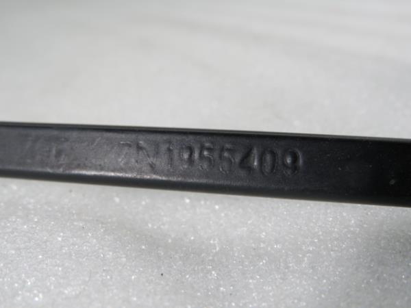 Brazo de limpiaparabrisas delantero derecho VOLKSWAGEN Sharan (7N) Imagem-4