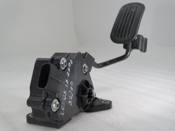 Pédale d'accélérateur LEXUS IS II (GSE2_, ALE2_, USE2_)