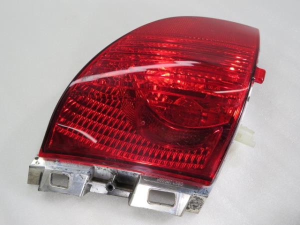 Riflettore posteriore sinistro PEUGEOT 2008 I (CU_)