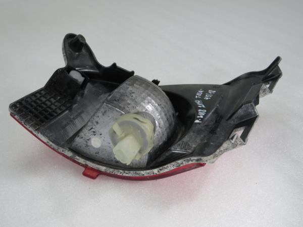 Riflettore posteriore sinistro PEUGEOT 2008 I (CU_) Imagem-2