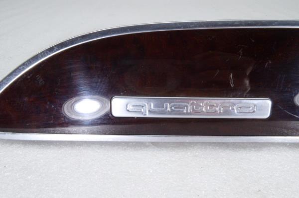 Friso tablero AUDI A6 Avant (4F5, C6) Imagem-1