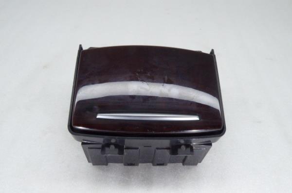 Ashtray AUDI A6 Avant (4F5, C6)