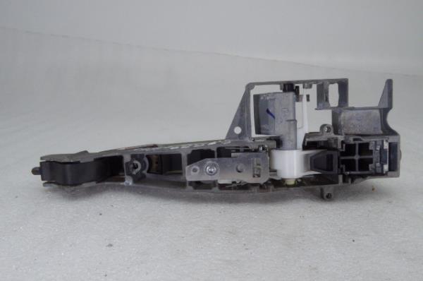 Maniglia porta posteriore destra PEUGEOT 5008 I (0U_, 0E_) Imagem-5