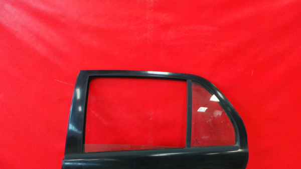 Porta trás esquerda SKODA Fabia I Hatchback (6Y2) Imagem-1