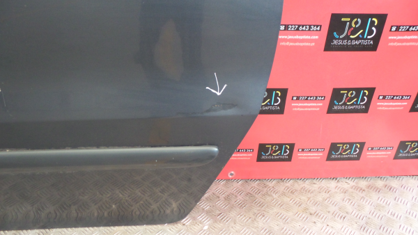 Porta trás esquerda KIA Carnival I (UP) Imagem-2