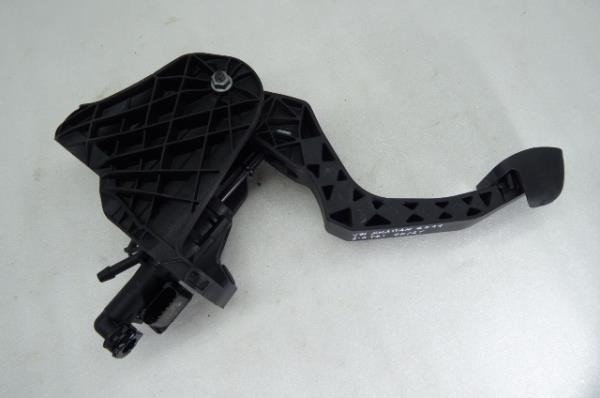 Clutch Pedal VOLKSWAGEN Sharan (7N) Imagem-4
