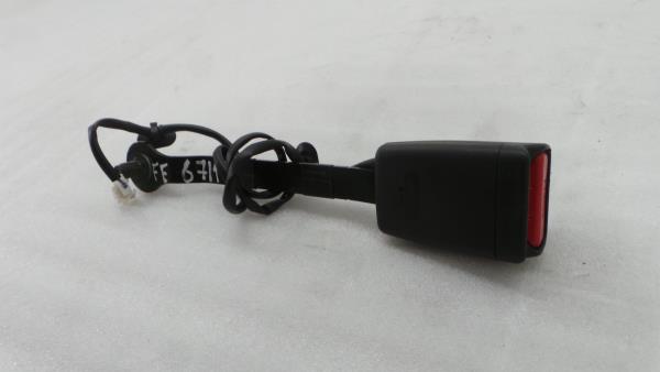 Left front seatbelt pretensioner RENAULT Kadjar (HA_, HL_)