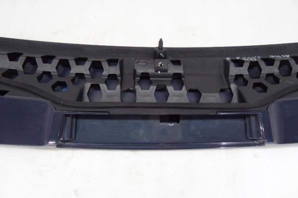 Spoiler portellone FORD Focus III Imagem-6