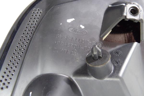 Spoiler portellone FORD Focus III Imagem-10