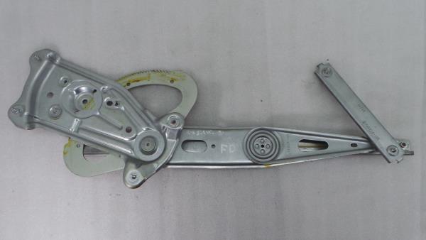 Elevalunas delantero derecho RENAULT Scénic III (JZ0/1_)