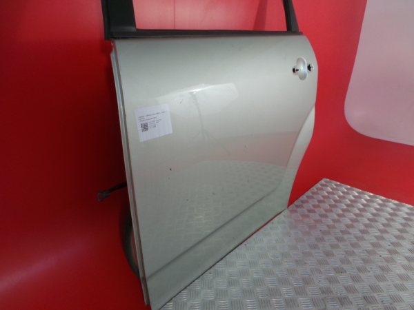 Porta trás esquerda TOYOTA Corolla Verso (ZER_, ZZE12_, R1_) Imagem-1