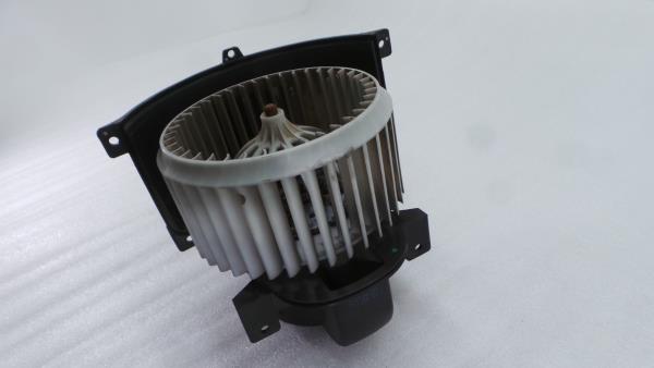 Heizungsmotor / Gebläsemotor  PORSCHE Cayenne (9PA) Imagem-2