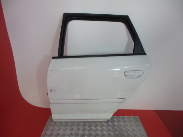 Porta trás esquerda AUDI A3 Sportback (8PA)