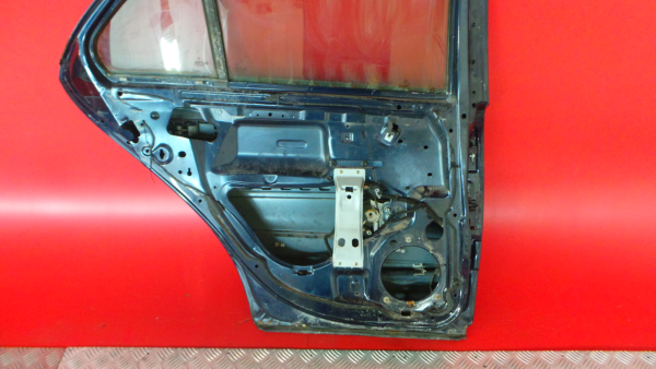 Porta trás esquerda MERCEDES-BENZ Classe C (W203) Imagem-2