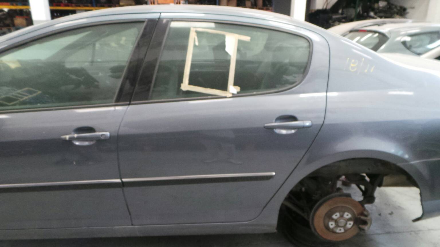 Porta trás esquerda PEUGEOT 407 (6D_)