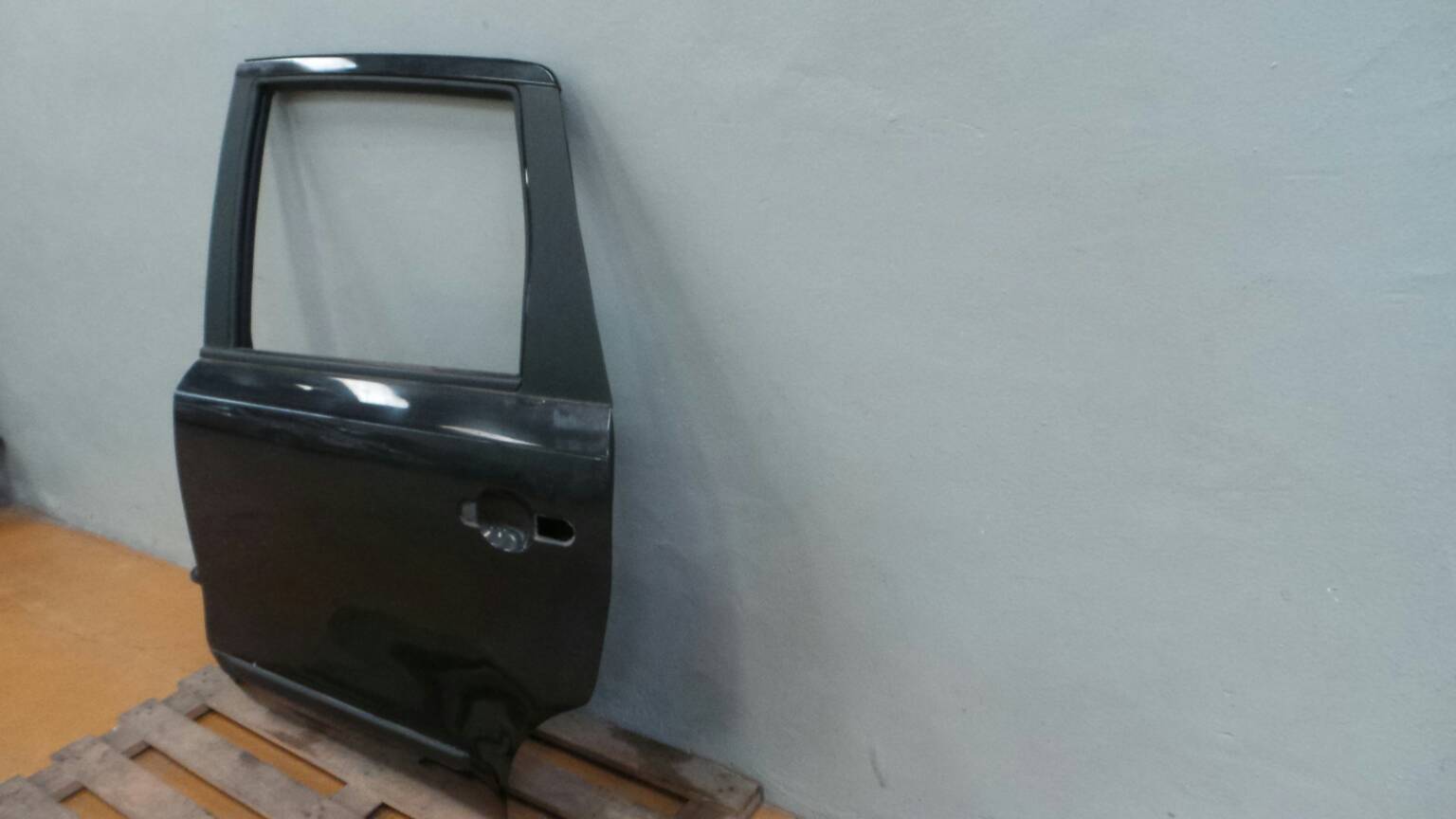 Porta trás esquerda NISSAN Note (E11, NE11) Imagem-2