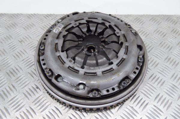 Volante motor RENAULT Clio V (BF_)