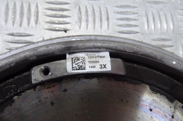 Volante motor RENAULT Clio V (BF_) Imagem-3