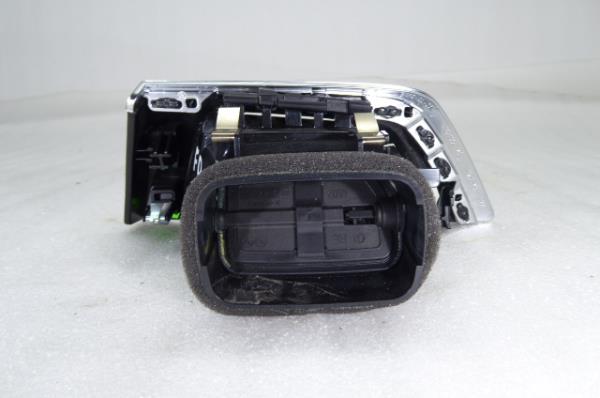 Diffuser / air vent BMW 1 (F20) Imagem-1