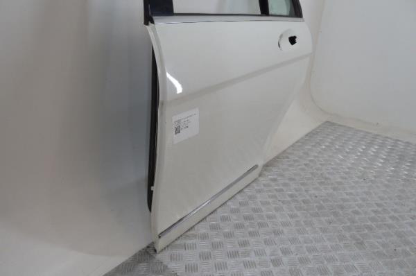 Porta trás esquerda MERCEDES-BENZ Classe C (W204) Imagem-1