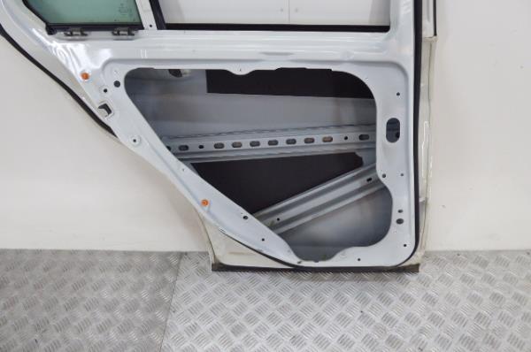 Porta trás esquerda MERCEDES-BENZ Classe C (W204) Imagem-3