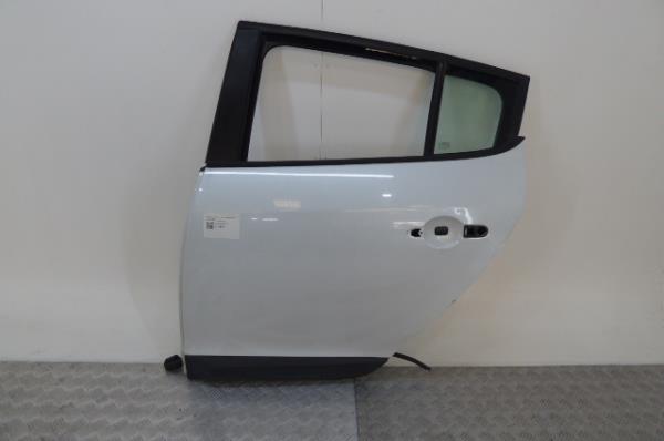 Porta trás esquerda RENAULT Megane III (BZ0_)